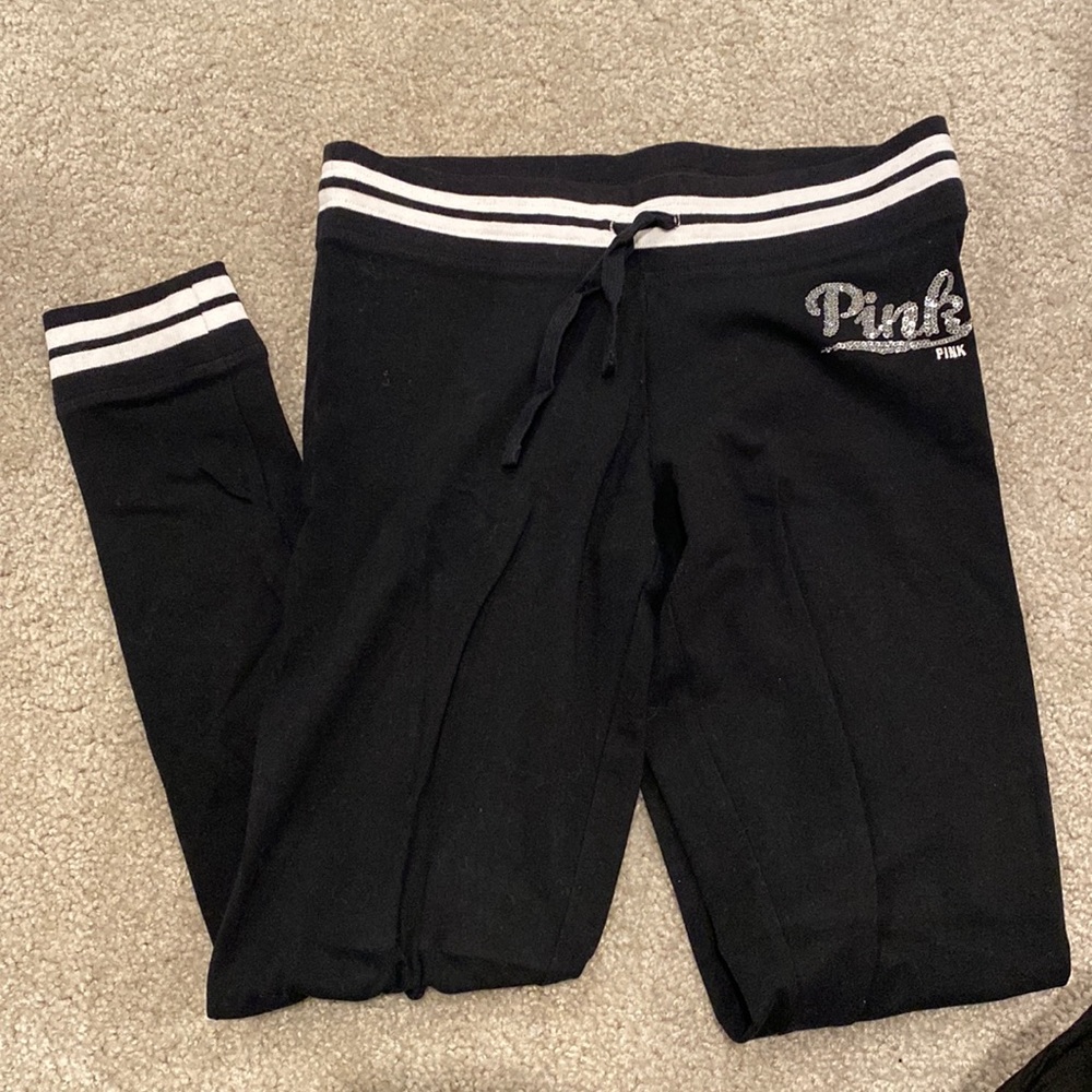 yoga pants